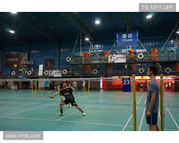 成都与西安羽毛球队对决赛后总结与经验分享