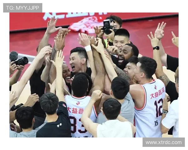 CBA激战东莞大益迎战北京队全力争胜展现篮球魅力