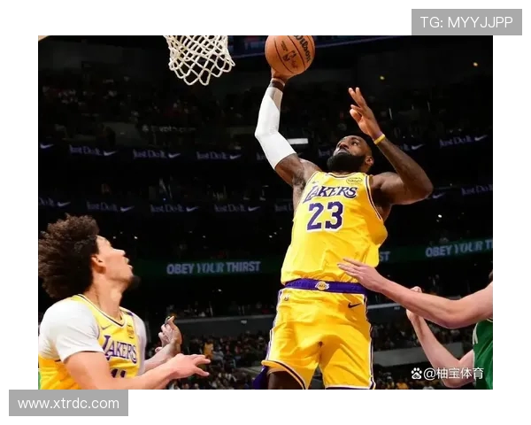 公牛与湖人夏季联赛精彩对决年轻球员展现无限潜力与激情