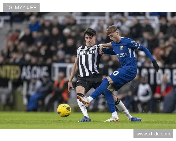 切尔西与纽卡斯尔激战正酣比分悬念引发球迷热议